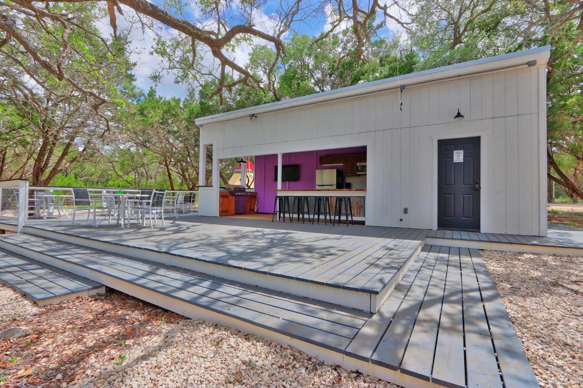 The Driftwoods - Pink Container House Villa Bagian luar foto