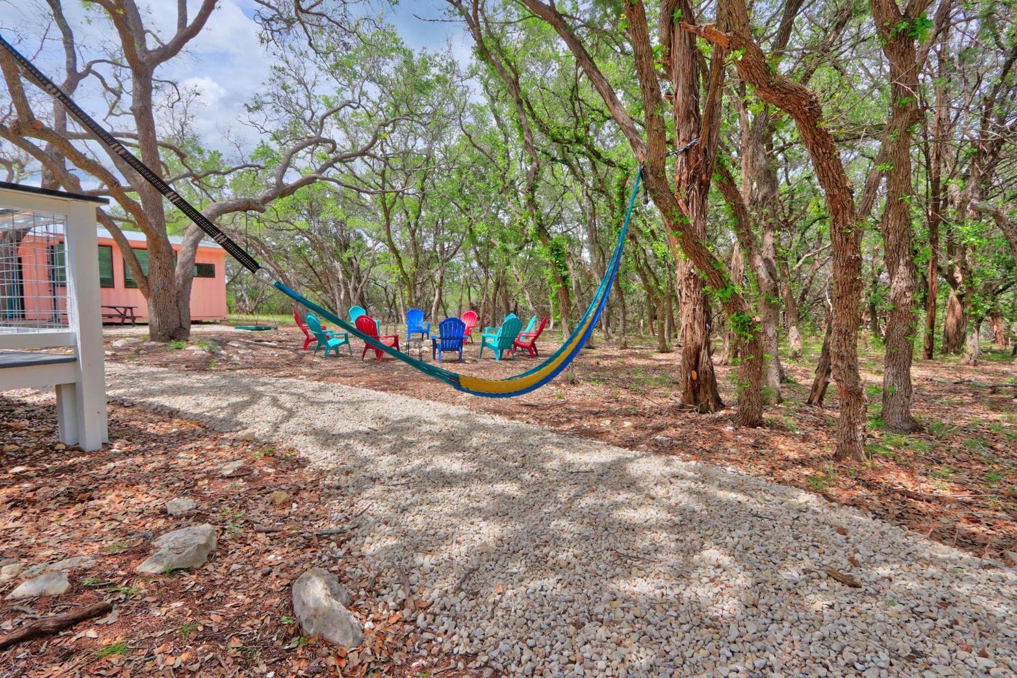 The Driftwoods - Pink Container House Villa Bagian luar foto
